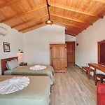 Hotel Koey 3*