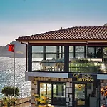 Koey Hotel 3*